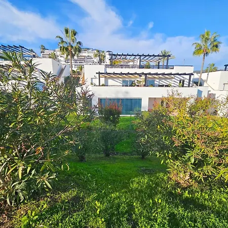 Pass The Keys Spacious 4-Bed Home With Bbq Marbella