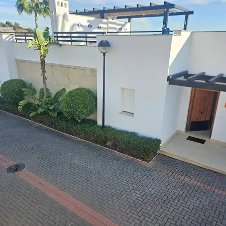 Holiday home Pass The Keys Spacious 4-Bed Home With Bbq