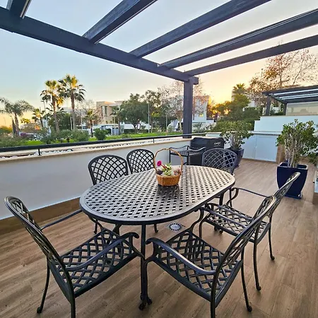 Pass The Keys Spacious 4-Bed Home With Bbq Holiday home Marbella