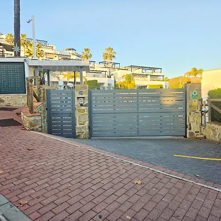 Pass The Keys Spacious 4-Bed Home With Bbq * Marbella